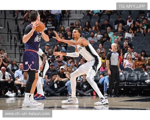 文班亚马季前赛场均2次盖帽 展现巨大潜力位居前五