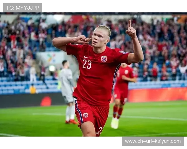 挪威对阵意大利比赛中,哈兰德突破意大利后防线 挪威对阵意大利比赛中,哈兰德突破意大利后防线